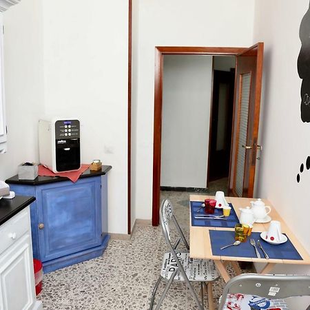 Отель Viale Italia 41: I Migliori Anni Сассари Экстерьер фото